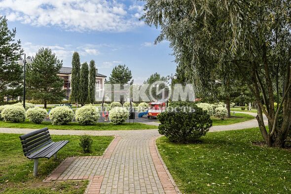 Коттеджный поселок Монтевиль: . Новорижское ш., 23 км от МКАД