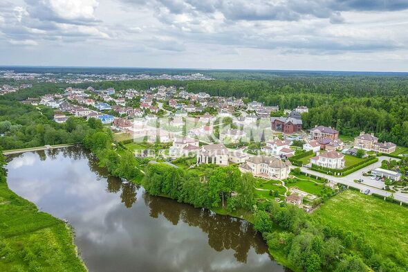 Коттеджный поселок Риверсайд: . Новорижское ш., 23 км от МКАД