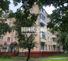 Доля 1/2 в 2-комн. квартире