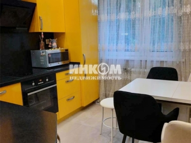 2-х комнатная квартира, Парковая 13-я ул, 26