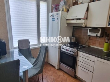 3-х комнатная квартира, Бажова ул, 15