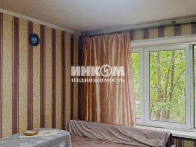 1 комната в 3-х комнатной квартире, Реутовская ул, 24