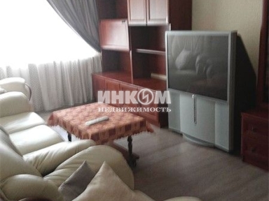 1 комната в 2-х комнатной квартире, Остроумовская Б. ул, 17