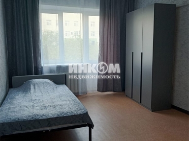 1 комната в 3-х комнатной квартире, Двинцев ул, 4