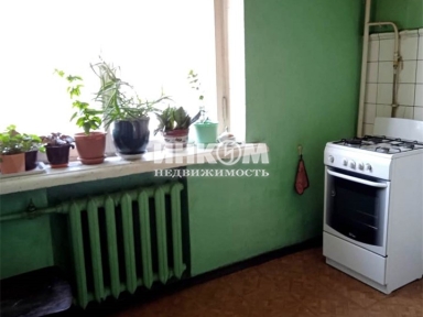 1 комната в 3-х комнатной квартире, Онежская ул, 9/4 корп.А