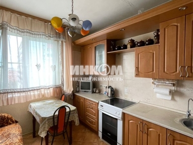 2-х комнатная квартира, Абрамцевская ул, 8А