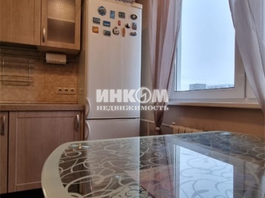 1-комнатная квартира, Изумрудная ул, 11