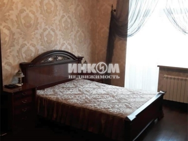 2-х комнатная квартира, Земляной Вал ул, 24/30