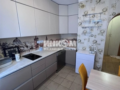 2-х комнатная квартира, Адмирала Лазарева ул, 16