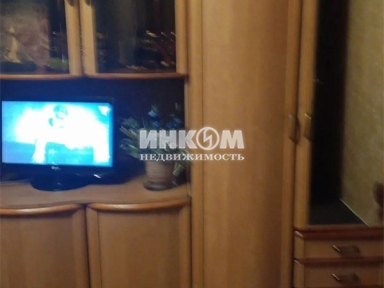 1 комната в 3-х комнатной квартире, Аносова ул, 3&nbsp;корп.1