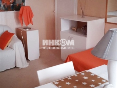 1 комната в 3-х комнатной квартире, Живописная ул, 12&nbsp;корп.1