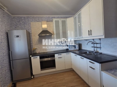 1-комнатная квартира, Авиаконструктора Петлякова ул, 25