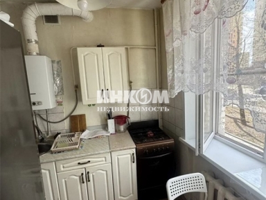 2-х комнатная квартира, Симферопольский б-р, 14