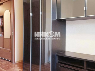 1 комната в 3-х комнатной квартире, Вильнюсская ул, 3&nbsp;корп.1