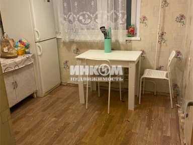 1 комната в 2-х комнатной квартире, Яхромская ул, 1&nbsp;корп.2