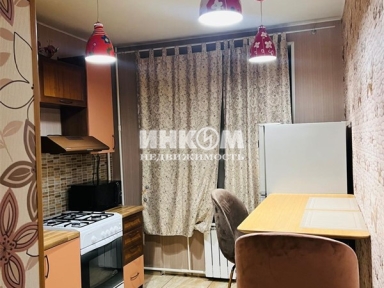 2-х комнатная квартира, Усиевича ул, 15