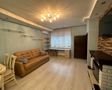 Купить трехкомнатную квартиру в Москве, Астрадамский проезд