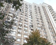 Купить трехкомнатную квартиру в Москве, Никулинская ул