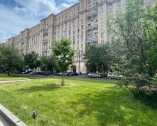 Купить трехкомнатную квартиру в Москве, Победы пл