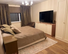 Купить трехкомнатную квартиру в Москве, Рублёвское ш