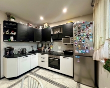 Купить трехкомнатную квартиру в Москве, Тихомирова ул