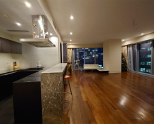 Купить трехкомнатную квартиру в Москве, Красногвардейский 1-й проезд