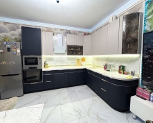 Купить трехкомнатную квартиру в Москве, Защитников Москвы пр-кт