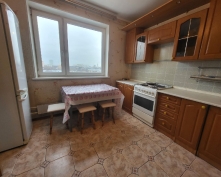 Купить трехкомнатную квартиру в Москве, Менжинского ул