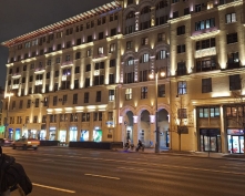 Купить трехкомнатную квартиру в Москве, Тверская ул