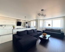 Купить трехкомнатную квартиру в Подмосковье, Маршала Жукова ул