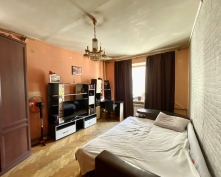 Купить трехкомнатную квартиру в Москве, Маршала Вершинина ул