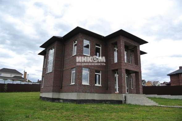 Коттеджный поселок Новая Ильичевка: . Киевское ш., 22 км от МКАД